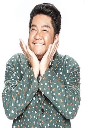 Picture of Ben Chalatit