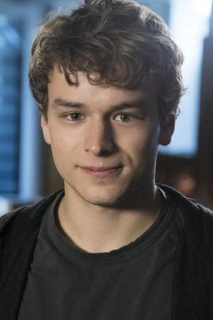 Picture of Rarmian Newton