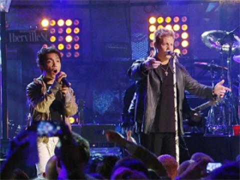 Journey and Rascal Flatts Live from Super Bowl XLVII