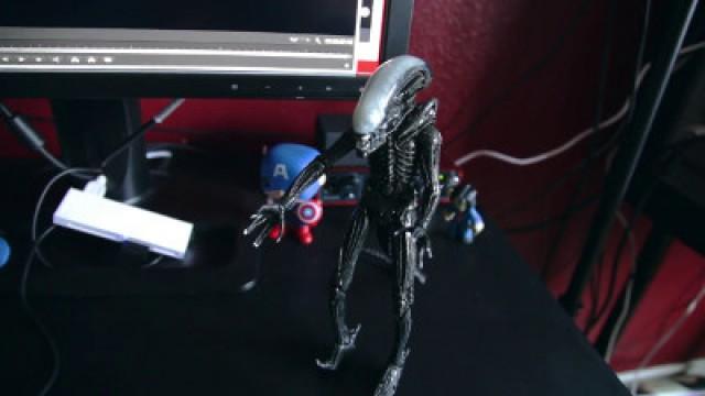 Aliens & The Rhino Camera Slider!