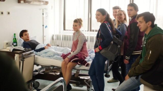 Meinste so’n Tumor fragt erstmal nach’m Perso?