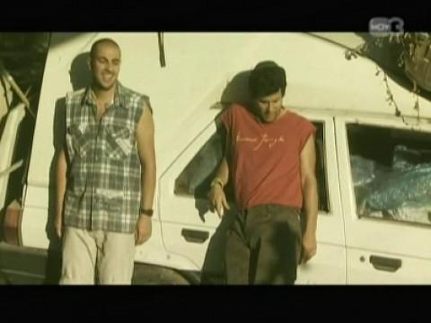 מוטי מסתבך