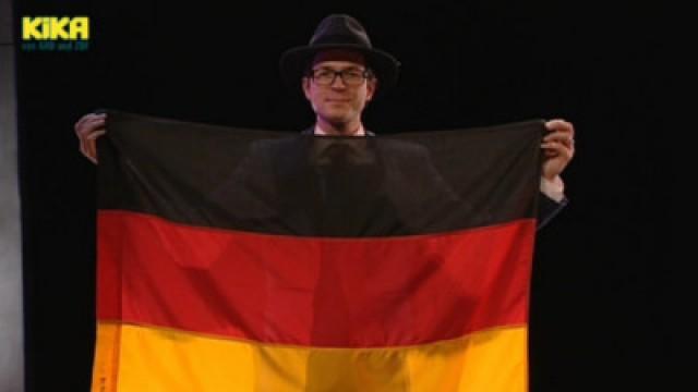 Nationalflagge || Fußballrasenstreifen