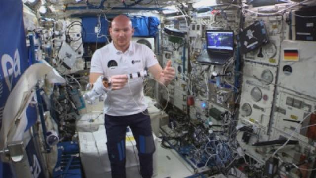 Mausexperiment auf der ISS | Bergaufschreiben mit Füller