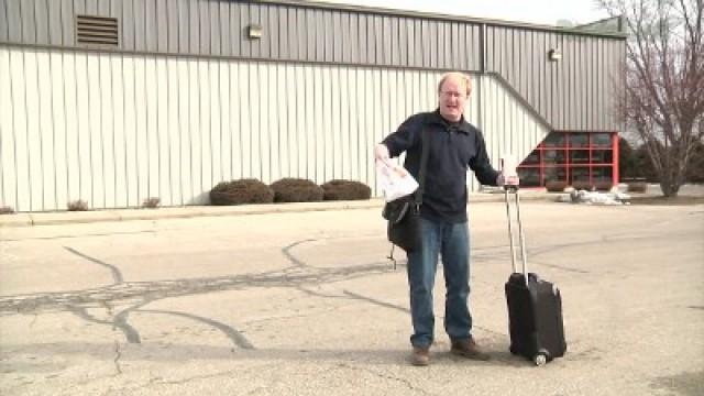 Robot Luggage - Make Your Suitcase Haul Itself Around!