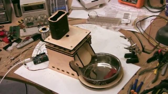 Doggie Treat Dispenser (1)