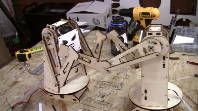 Ben Heck's Intel Galileo Bar Brawlin' Bots