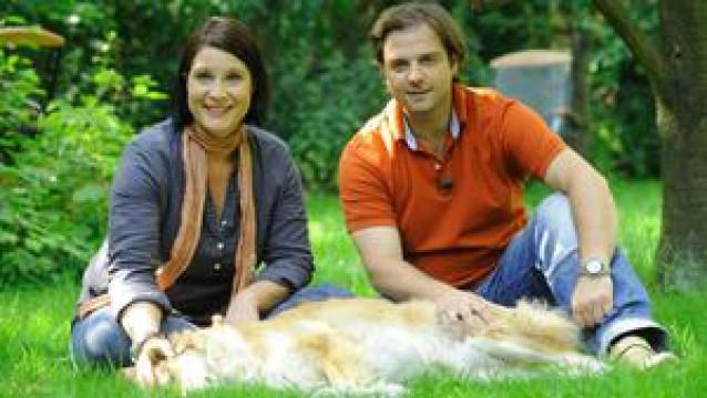 TV-Moderatorin Elke Rosenfeldt und Hündin