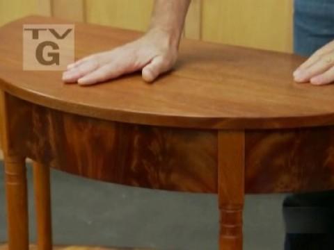 Demilune Table