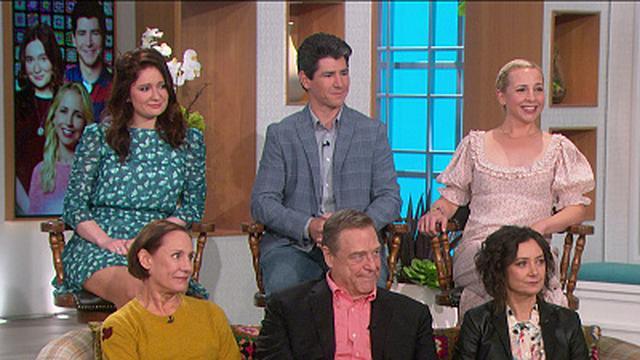Sara Gilbert, John Goodman, Laurie Metcalf, Lecy Goranson, Michael Fishman, Emma Kenney