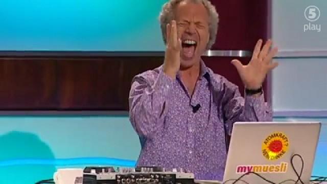 Tomas Alfredson, Andreas Wilson och världens gladaste DJ