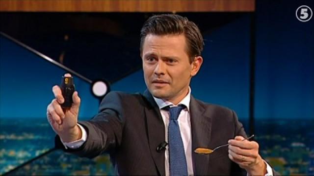 Martin Schibbye och Johan Persson med sitt prison kit