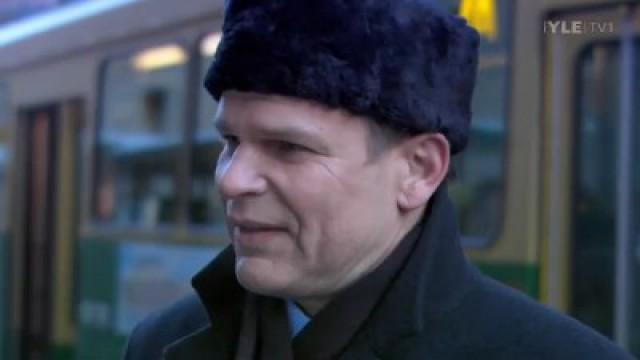 Älä yritä opettaa isääs politikoimaan