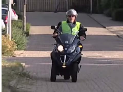 Motor met 2 voorwielen
