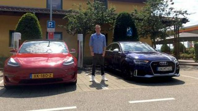 Elektro gegen Benziner - Model 3 vs. RS 3 / Bentley Continental GTC gegen Rolls-Royce Dawn Black Badge / Italdesign Zerouno / Det sucht Kleinstwagen / Raststätten-Test