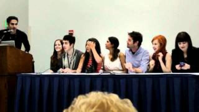 QandHey! Ep. 5: Live from Vidcon