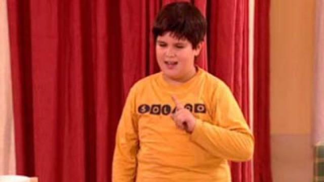 Alvarito da la nota