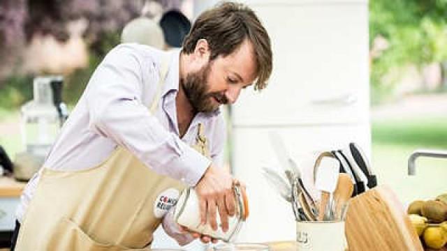 The Great Comic Relief Bake Off 2015 (3)