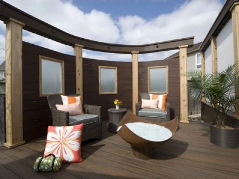 The Round Square Deck