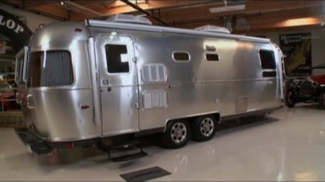 2013 Airstream Land Yacht Concept
