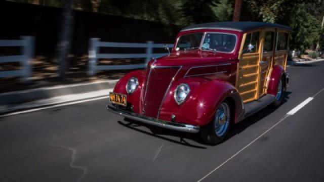 1937 Ford Woodie Restomod