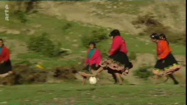 Churubamba – Frauen am Ball