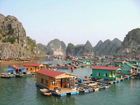 Die schwimmenden Dörfer der Ha Long Bucht