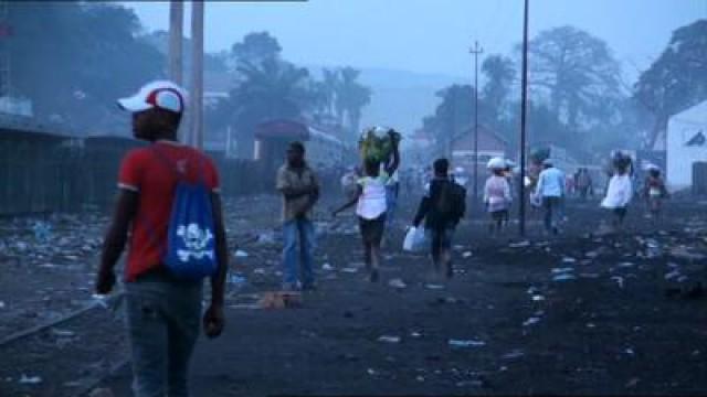 Mit der Lok durch Angola