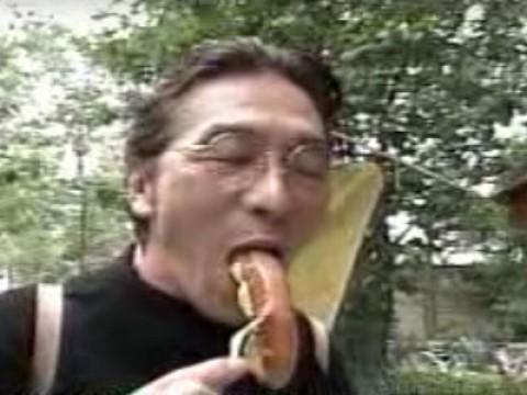 Eating up the whole autumn! (Toyo Kosoku Railroad Line)