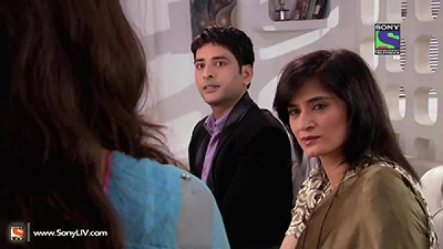 Rajveer & Tina's Photographs Get Leaked
