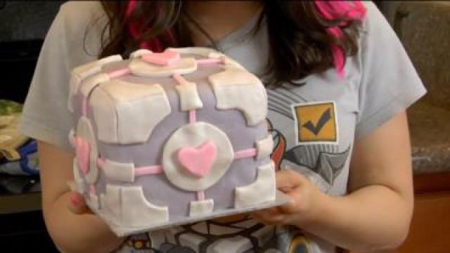 Companion Cube Cake