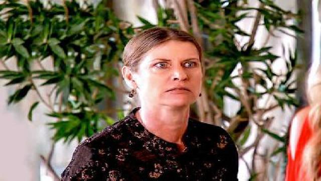 La mamá de Aurelio le reclama por meterse con su nieto