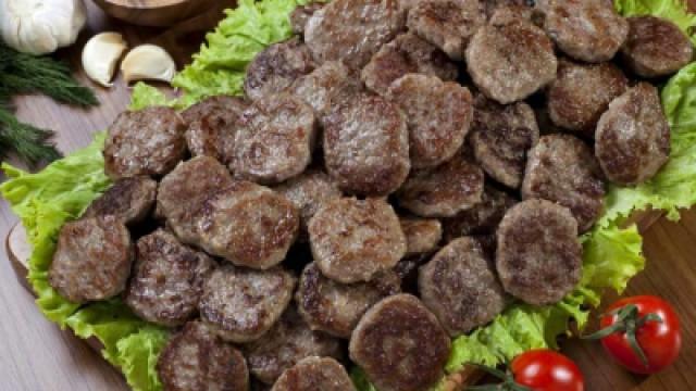 Ozan kocht türkische Köfte (#11)