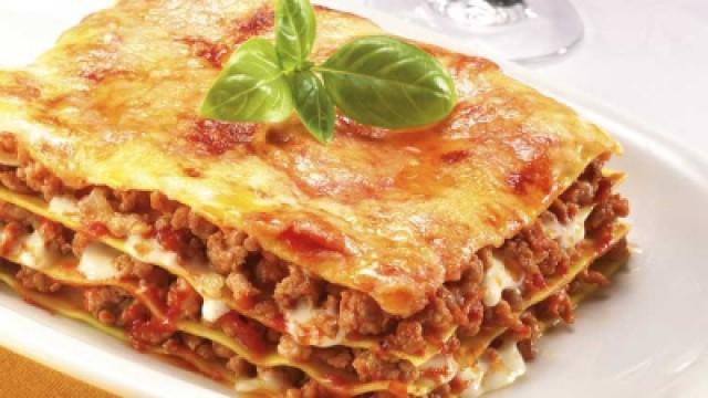 Giolina kocht italienische Lasagne (#16)