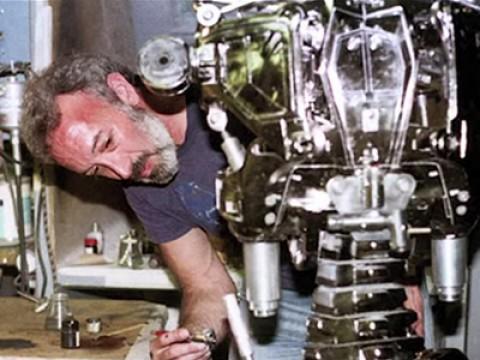 Bonus Scene: Stan Winston, Advanced Studies