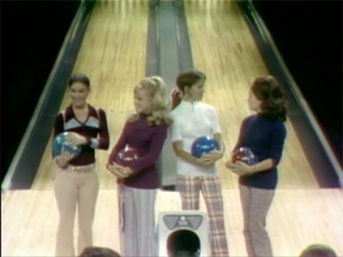 Kathy Lennon and Janet Lennon vs. Peggy Lennon and Dianne Lennon