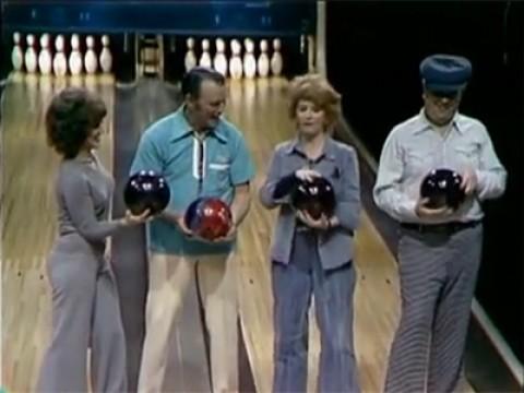 Roy Rogers and Ruth Buzzi vs. Jackie Gayle and Fannie Flagg
