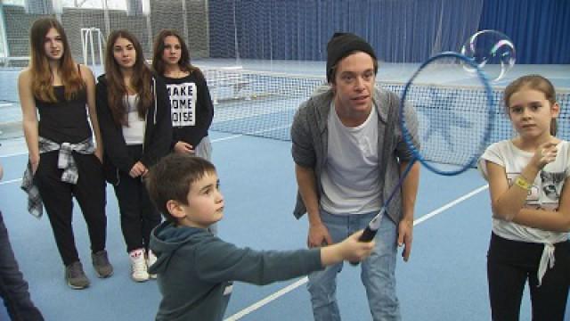 Mit Seifenblasen Tennis spielen?!