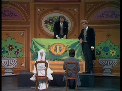 S01E22 Trouwzaal