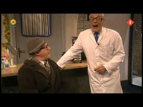 S01E49 Bij De Opticien
