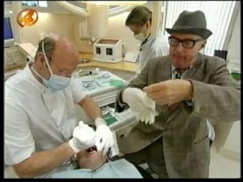 S01E127 Wijdbeens Report Tandarts