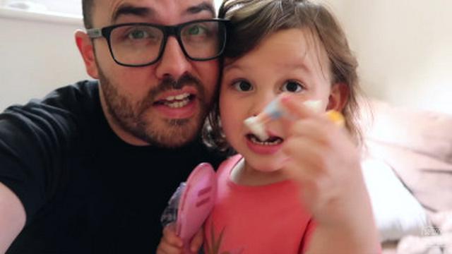 4 YR OLD GIRL STARTED VLOGGING!