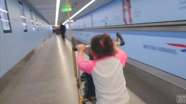 SURPRISE AT THE AIRPORT!!