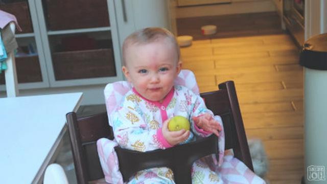Baby Eats a Lemon!