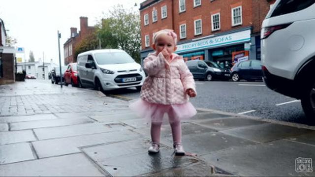 BABY'S FIRST BALLET CLASS!