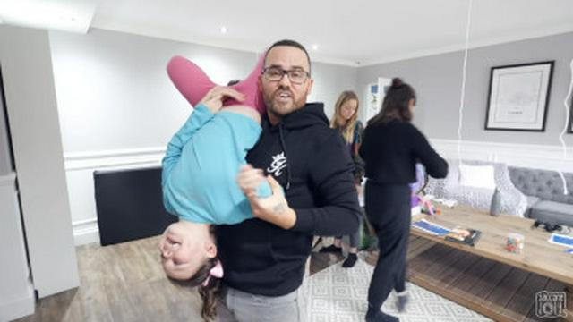 MAKING A MOVIE WITH 4 KIDS!