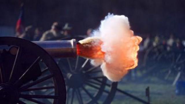 Cannon Shock Waves in Ultra Slow Motion