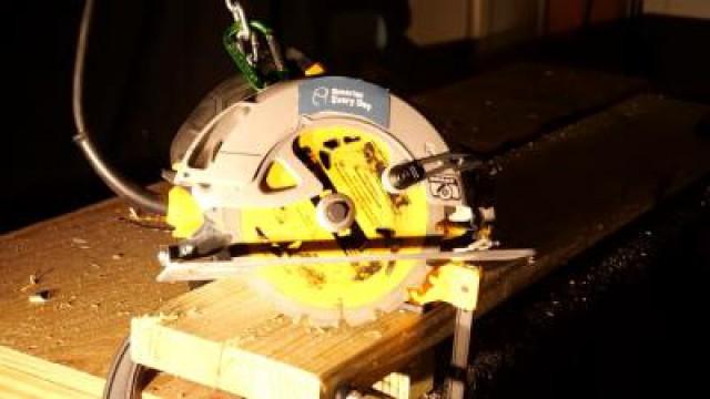 Circular Saw Kickback Killer (We used science to make tools safer)