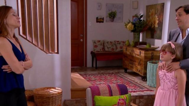 Matilde aceptó invitación de Cristóbal