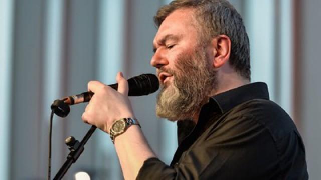 RM Hubbert and Aidan Moffat